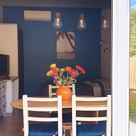 Studio 33 M2 Au Calme Proche Hyeres Ла-Кро Екстер'єр фото